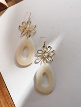 Load image into Gallery viewer, Flower Power Dangle