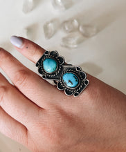 Load image into Gallery viewer, The Willow| Vintage Turquoise Sterling Silver Ring
