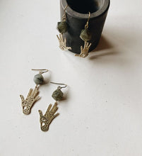 Load image into Gallery viewer, Frida Earring Set
