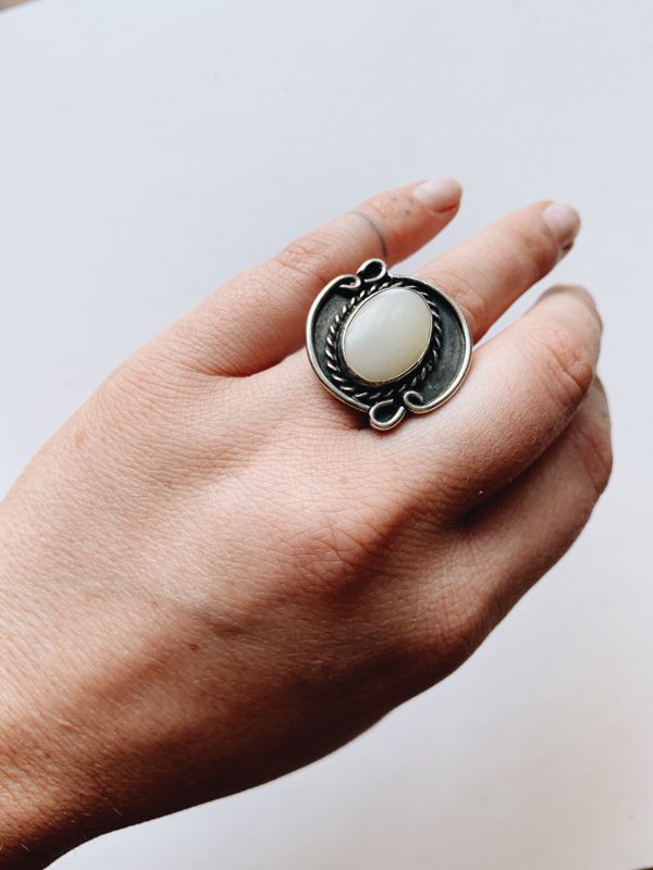 The Hazel | Vintage Mother of Pearl Sterling Silver Ring