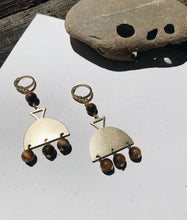 Load image into Gallery viewer, Althea Dangle Earring Set
